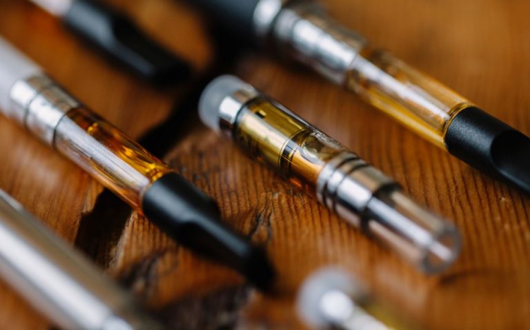 Three Great Reasons Why You Should Switch to Solventless Vape